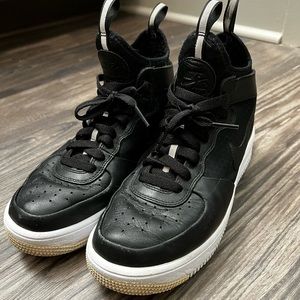 Nike Womens Air Force 1 Ultraforce Mid 'Black'